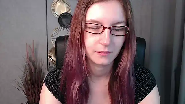 emmaxDelight online show from December 2024 06:26:01 AM