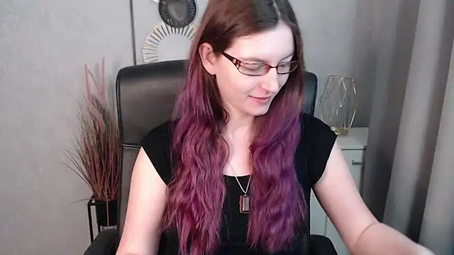 emmaxDelight online show from January 2025 06:42:01 AM