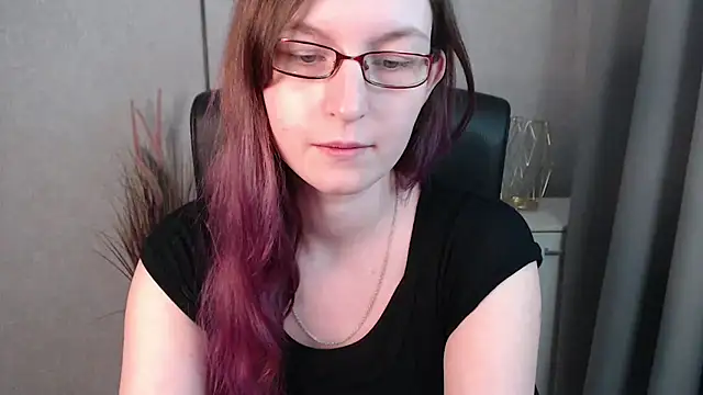 emmaxDelight online show from January 2025 01:11:01 PM