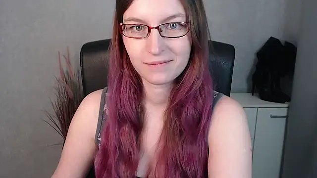 emmaxDelight online show from February 2025 10:14:01 AM