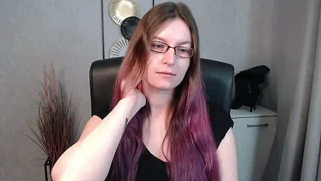 emmaxDelight online show from March 2025 10:33:02 AM