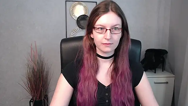 emmaxDelight online show from March 2025 06:36:02 AM