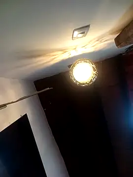 Snapshot of Mia_ross16 chatting on September 2025 09:37:01 PM Mia ross16 online show from September 2025 09:37:01 PM