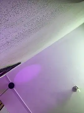 Snapshot of Mia_ross16 chatting on December 2025 02:44:02 PM Mia ross16 online show from December 2025 02:44:02 PM