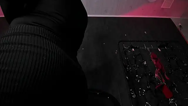 Snapshot of Carolina_Arias chatting on October 2025 08:19:02 PM Carolina Arias online show from October 2025 08:19:02 PM