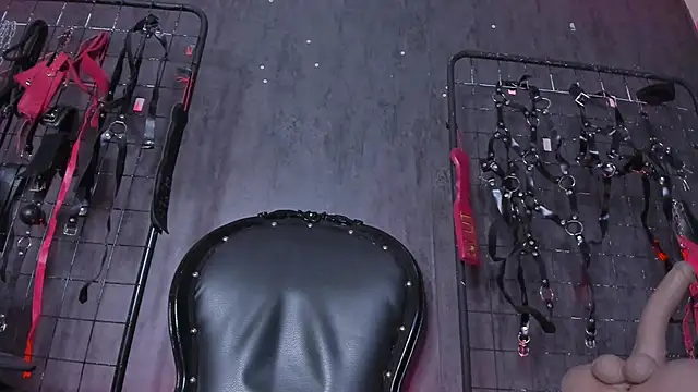 Snapshot of Carolina_Arias chatting on November 2025 07:05:01 PM Carolina Arias online show from November 2025 07:05:01 PM