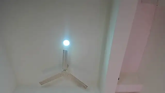 CarolineMillerr online show from January 2025 11:42:02 AM