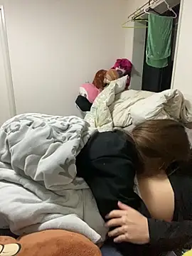 chocolatecakee online show from February 2025 06:35:02 PM