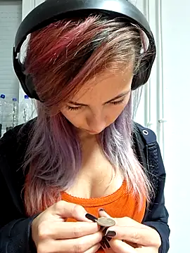 Snapshot of allinqueen chatting on October 2025 01:55:02 AM allinqueen online show from October 2025 01:55:02 AM