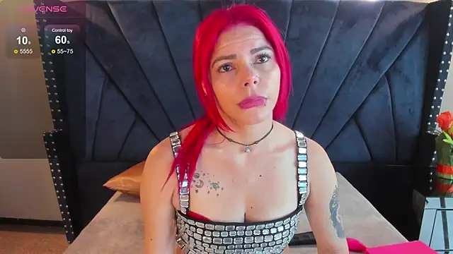 NIKI SANTANA online show from October 2025 03:51:02 AM