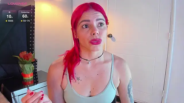 NIKI SANTANA online show from October 2025 03:51:01 AM