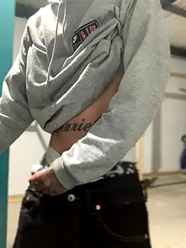 Snapshot of 27powercm chatting on September 2025 04:50:01 AM 27powercm online show from September 2025 04:50:01 AM