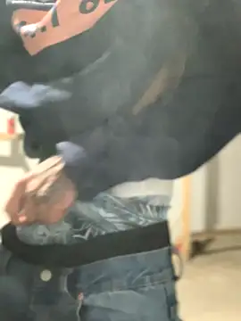 Snapshot of 27powercm chatting on October 2025 04:43:01 AM 27powercm online show from October 2025 04:43:01 AM