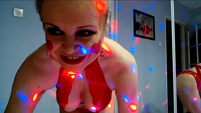 sexyjennyeu online show from February 2025 08:26:01 PM