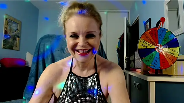 sexyjennyeu online show from October 2025 07:46:02 PM