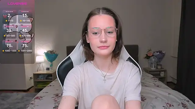 DearLia online show from March 2025 06:10:02 PM