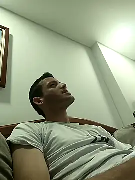 Duvan Martinez23 online show from February 2025 07:10:02 PM