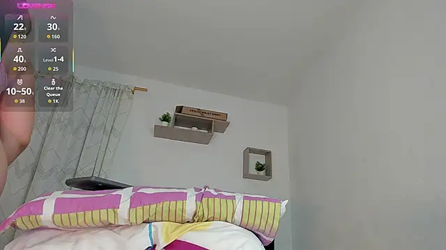 katrina moore online show from October 2025 10:24:01 AM