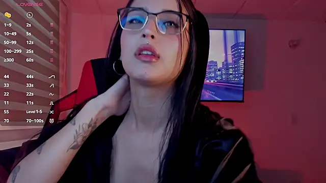 Charlotte greys online show from October 2025 09:45:01 PM