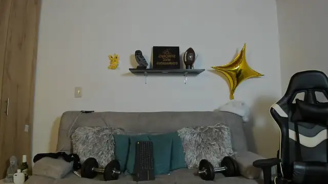 julian wallace online show from October 2025 02:42:02 PM