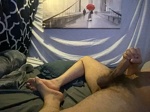 Snapshot of BigMac1596 chatting on September 2025 03:55:02 AM BigMac1596 online show from September 2025 03:55:02 AM