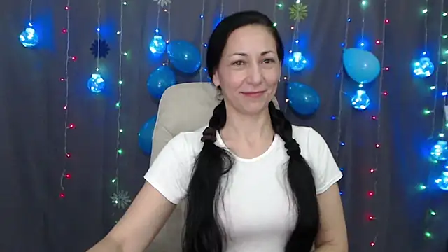 LiluGrants online show from January 2025 10:41:02 PM
