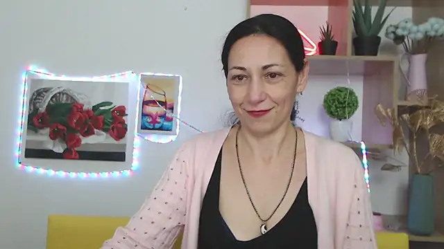 LiluGrants online show from January 2025 01:21:02 AM