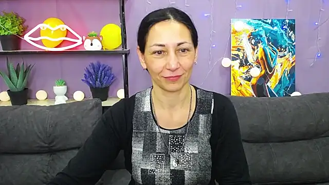 LiluGrants online show from January 2025 10:11:02 PM