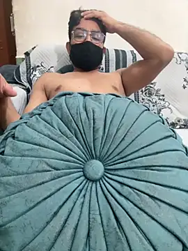 Hot budddy online show from November 2025 06:18:02 PM