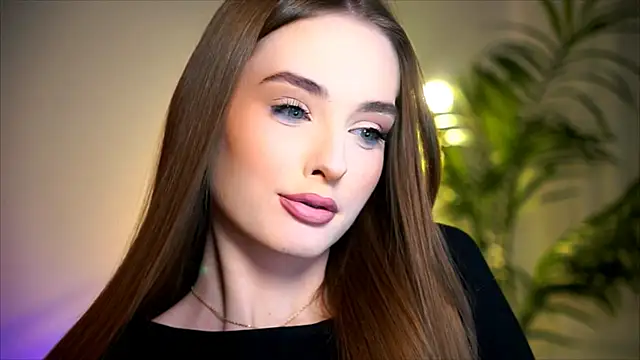 Snapshot of petitegonwiild chatting on October 2025 06:42:02 PM petitegonwiild online show from October 2025 06:42:02 PM