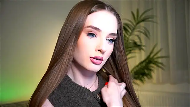 Snapshot of petitegonwiild chatting on October 2025 10:11:01 PM petitegonwiild online show from October 2025 10:11:01 PM