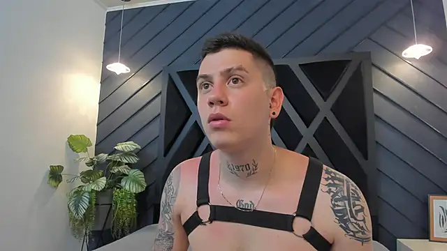 Yeiko Romero  online show from January 2025 02:10:02 AM