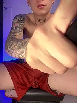 Yeiko Romero  online show from September 2025 11:04:02 AM