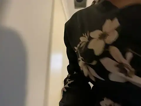 wynterheat online show from January 2025 01:22:02 AM