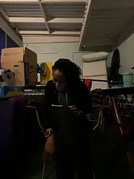 wynterheat online show from February 2025 04:41:02 AM