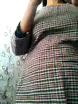 aarjulove online show from December 2024 10:05:02 AM