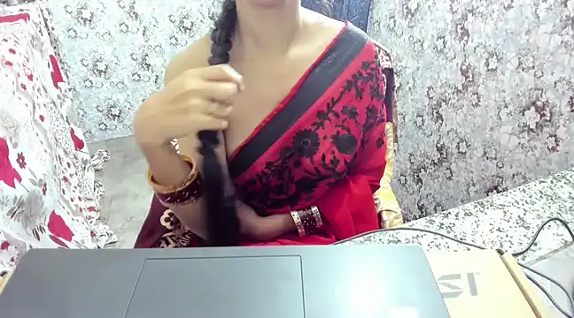 aarjulove online show from December 2024 07:27:02 PM