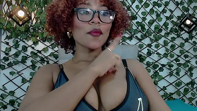 Snapshot of rous-55 chatting on February 2025 06:28:01 AM rous-55 online show from February 2025 06:28:01 AM