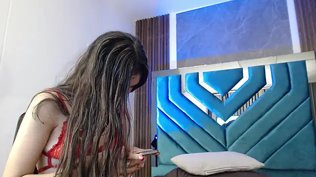 ValeryLargo online show from December 2024 07:15:02 PM