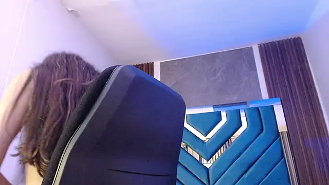 ValeryLargo online show from January 2025 06:17:01 PM