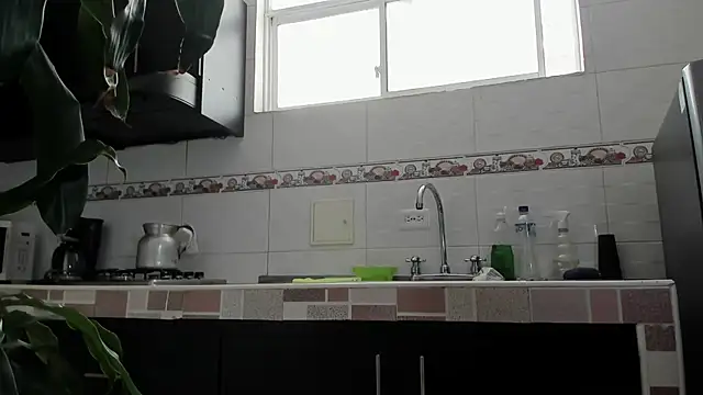 Emma-evans online show from January 2025 05:03:01 PM