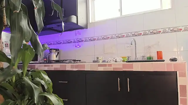 Emma-evans online show from March 2025 01:51:01 PM