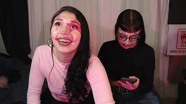 Zowi Hottiee online show from October 2025 01:46:01 AM