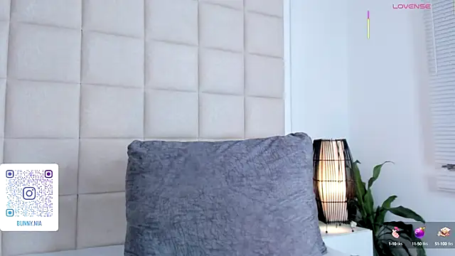 Snapshot of Nia_Bunny chatting on October 2025 01:39:02 PM Nia Bunny online show from October 2025 01:39:02 PM