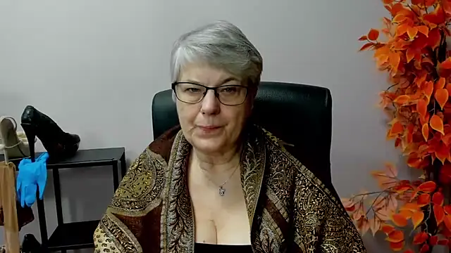 IrisDream online show from March 2025 01:51:01 PM