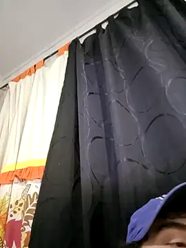 Snapshot of Bruno_Iris_sex chatting on October 2025 03:14:02 AM Bruno Iris sex online show from October 2025 03:14:02 AM