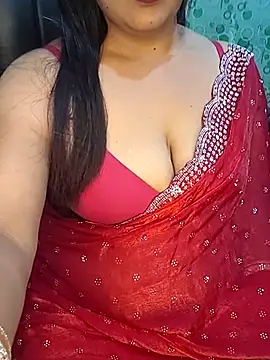 Snapshot of Cute-Raashii chatting on October 2025 03:33:02 PM Cute-Raashii online show from October 2025 03:33:02 PM