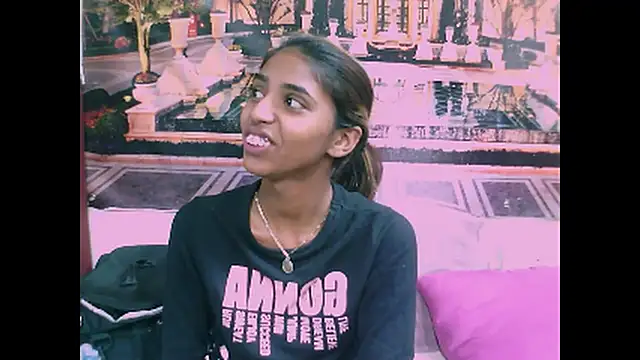 Snapshot of IndianSexySlender chatting on December 2024 08:45:02 AM IndianSexySlender online show from December 2024 08:45:02 AM