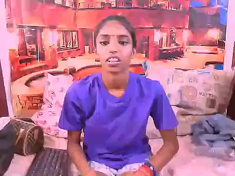 Snapshot of IndianSexySlender chatting on January 2025 09:06:02 AM IndianSexySlender online show from January 2025 09:06:02 AM