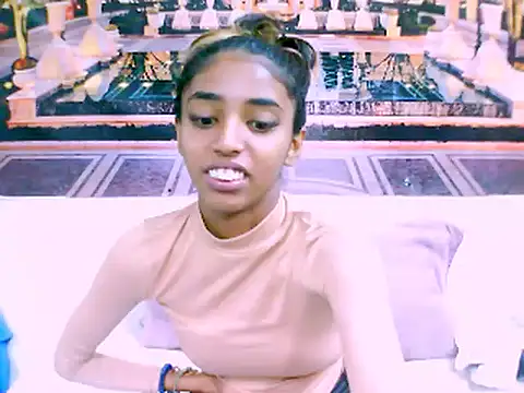 Snapshot of IndianSexySlender chatting on February 2025 06:20:01 AM IndianSexySlender online show from February 2025 06:20:01 AM